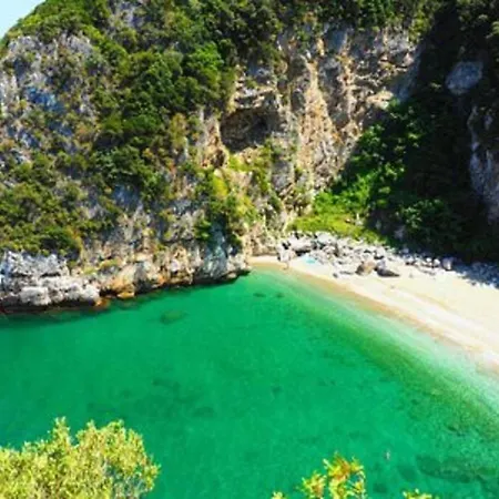 The Yacht House * Agios Ioannis (Thessaly)