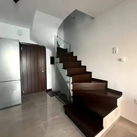 Nyaraló The Yacht House *