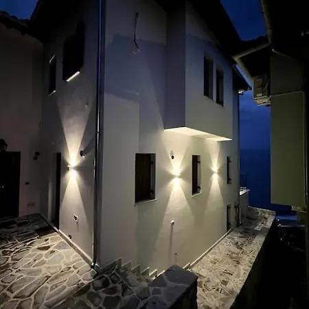 The Yacht House